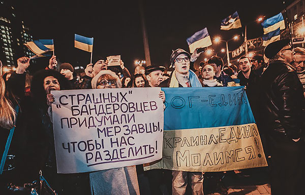 3_pro-ukrainian_activists_donetsk_ukraine_MVasin